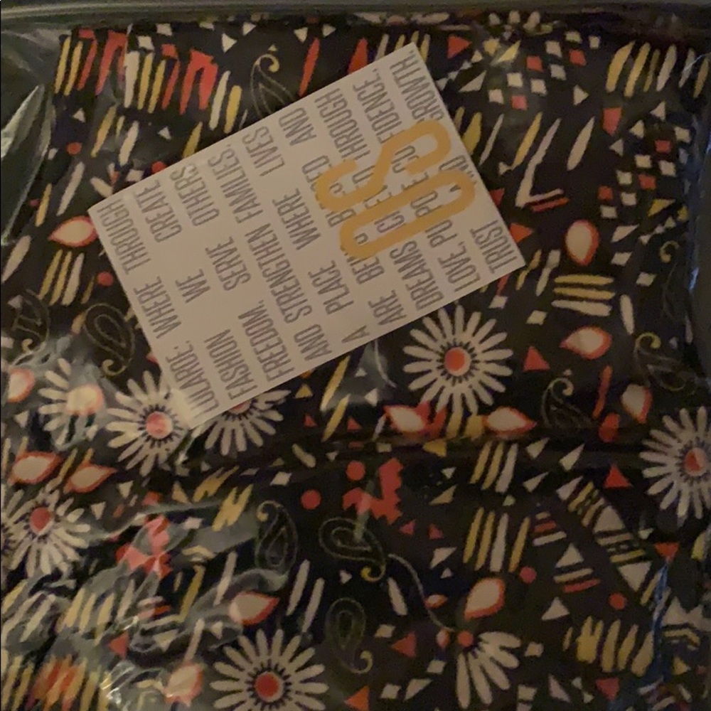 LulaRoe OS leggings